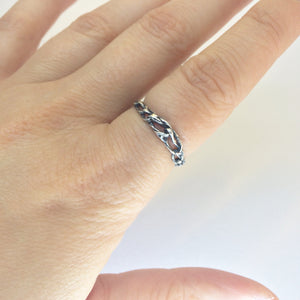 OXIDISED KNOT RING